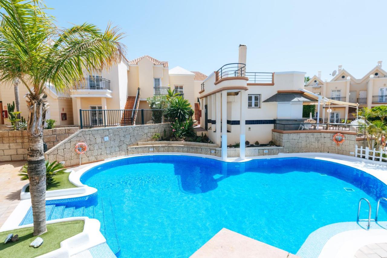 Amazing renovated pool view Apartment, 2 min to Fañabe Beach Costa Adeje  Exterior foto